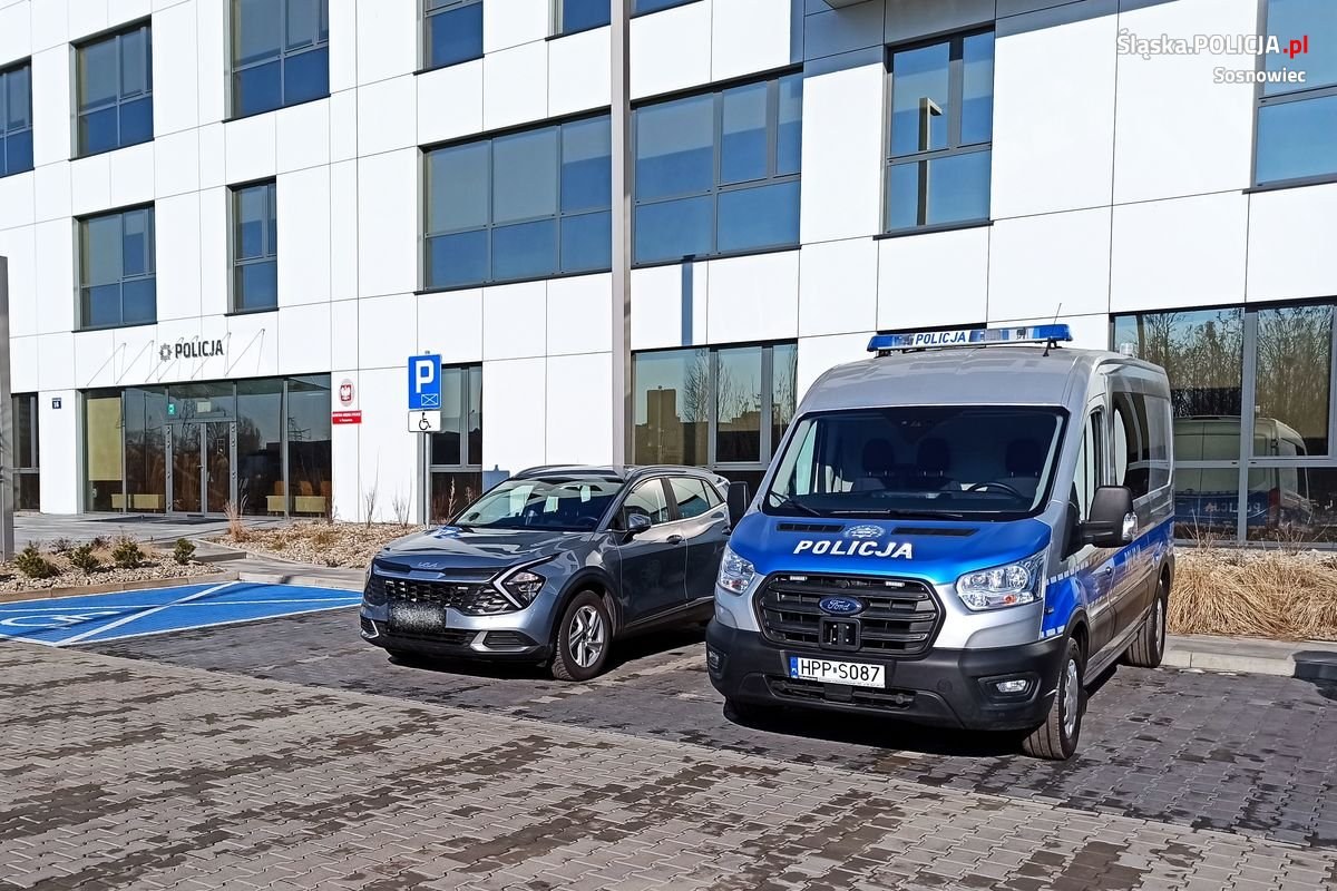Nowy radiowóz dla sosnowieckiej policji