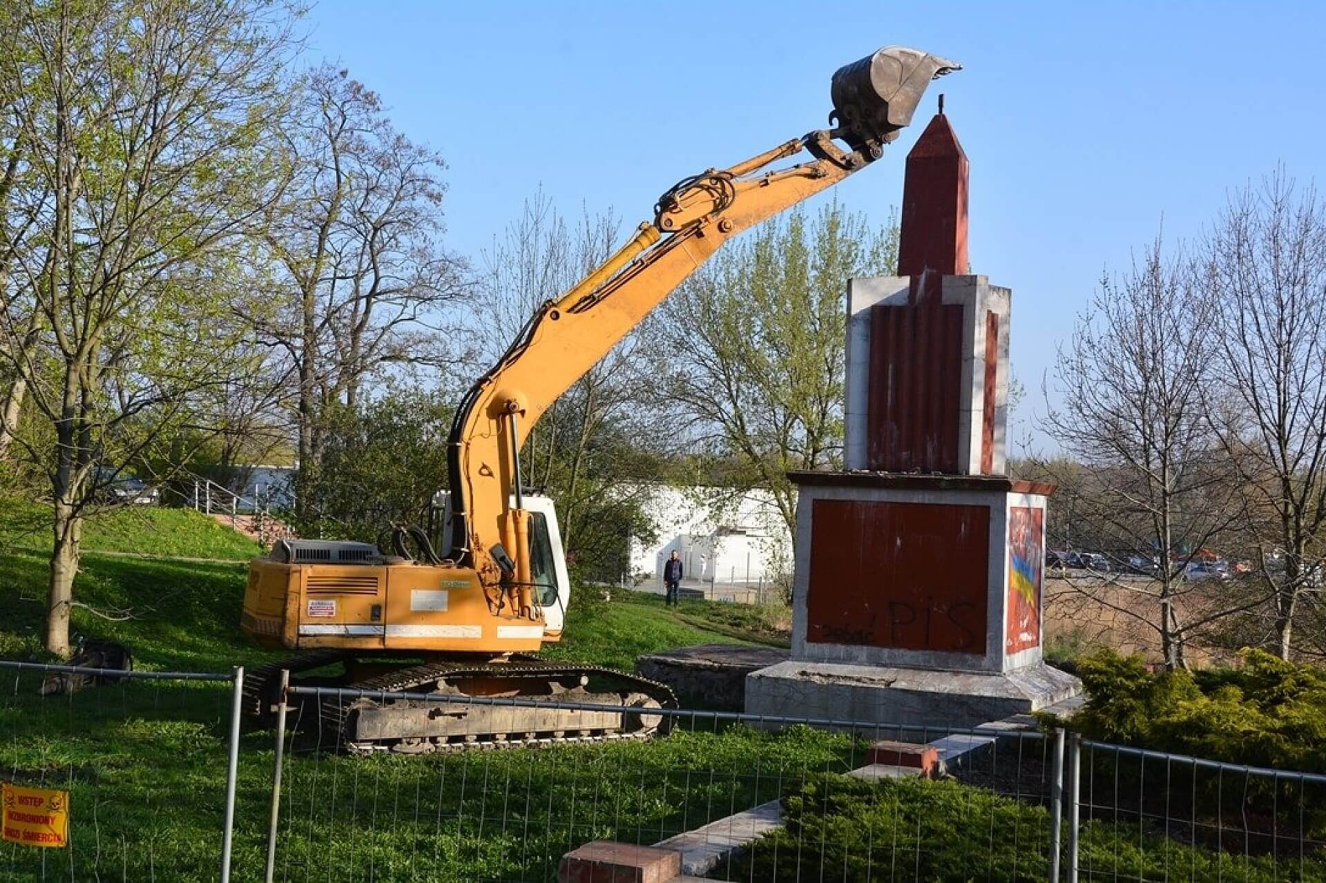 Pomniki w Dąbrowie Górniczej wyburzone Pomniki w Dąbrowie Górniczej wyburzone