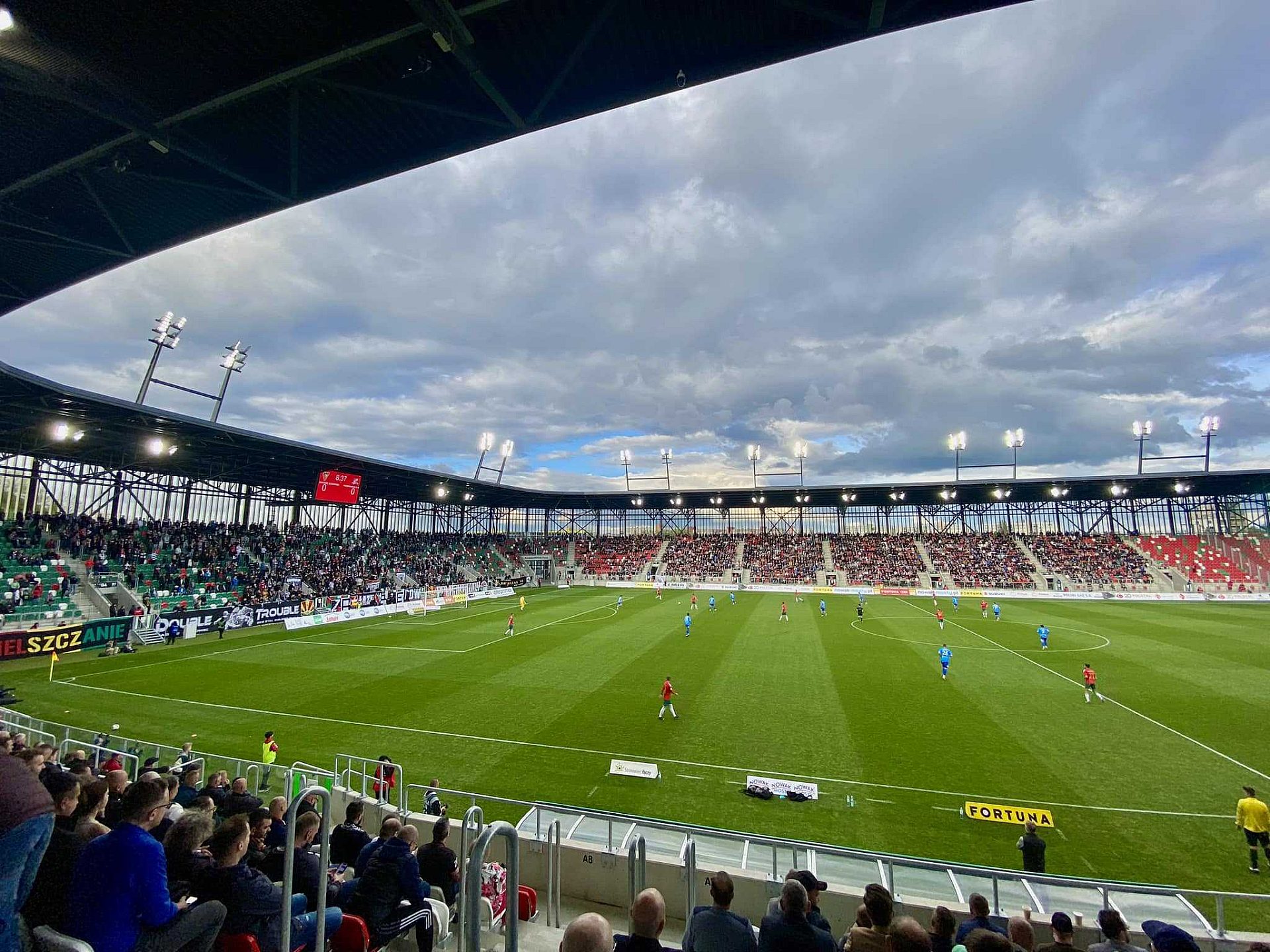 MKM Studio poszukuje statystów do roli kibiców MKM Studio poszukuje statystów do roli kibiców