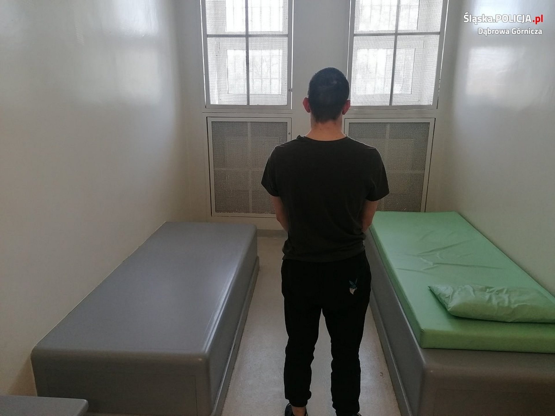 Złodziej pierścionka w Dąbrowie Górniczej Złodziej pierścionka w Dąbrowie Górniczej