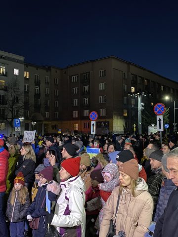 Na manifestację przybyło sporo osób Na manifestację przybyło sporo osób