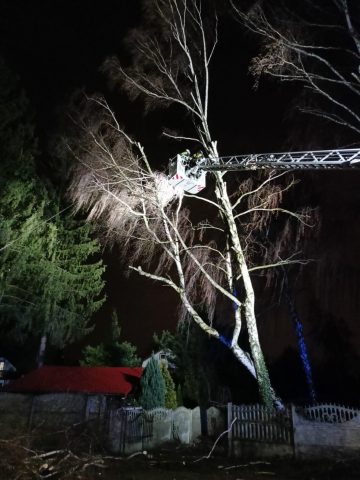 Strażacy mieli pełne ręce roboty Strażacy mieli pełne ręce roboty