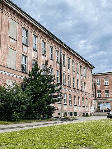 Sosnowieckie szkoły do remontu Sosnowieckie szkoły do remontu
