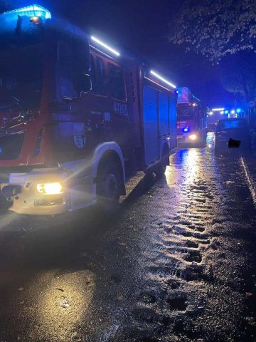 Pożar przy ulicy Norwida w Dąbrowie Górniczej Pożar przy ulicy Norwida w Dąbrowie Górniczej