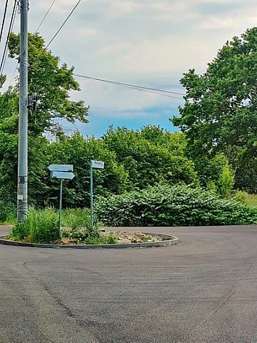 Wyremontowano drogę od granicy z Preczowem do skrzyżowania z ul. Marianki Wyremontowano drogę od granicy z Preczowem do skrzyżowania z ul. Marianki