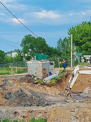 Wyremontowano drogę od granicy z Preczowem do skrzyżowania z ul. Marianki Wyremontowano drogę od granicy z Preczowem do skrzyżowania z ul. Marianki