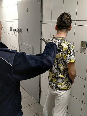 Pijany kierowca poszukiwany pasazer dabrowa gornicza 2 Pijany kierowca poszukiwany pasazer dabrowa gornicza 2