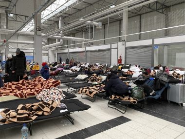 Parafie w Zagłębiu nie mają warunków, żeby przyjąć uchodźców Parafie w Zagłębiu nie mają warunków, żeby przyjąć uchodźców