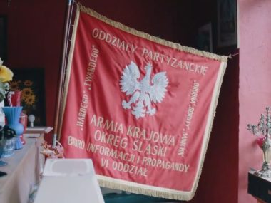 Odnaleziony sztandar Armii Krajowej Odnaleziony sztandar Armii Krajowej