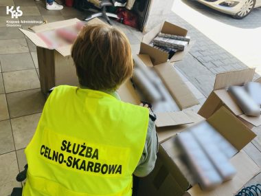 80-latek trzymał w garażu „lewy towar” 80-latek trzymał w garażu „lewy towar”