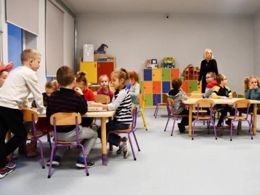 Przedszkole Miejskie nr 6 im. UNICEF zostało otwarte po kilkumiesięcznym remoncie Przedszkole Miejskie nr 6 im. UNICEF zostało otwarte po kilkumiesięcznym remoncie