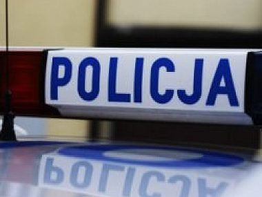 Gryzł kopał i próbował wyrwać policjantom broń w Sosnowcu Gryzł kopał i próbował wyrwać policjantom broń w Sosnowcu