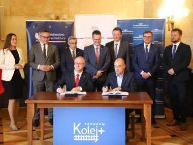 Państwowe spółki na wojnie o CPK. Poszło o kolej na Śląsku Kolej Plus Jastrzebie Zdroj Umowa