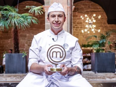 Maciej Regulski wygrał 10. edycję programu MasterChef Maciej Regulski wygrał 10. edycję programu MasterChef