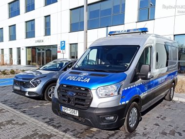 Nowy radiowóz dla sosnowieckiej policji