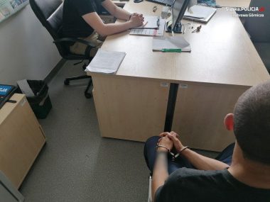 Pobił i groził nożem Dąbrowa Górnicza Pobił i groził nożem Dąbrowa Górnicza