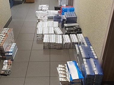 Sprzedawała papierosy bez akcycy Sprzedawała papierosy bez akcycy