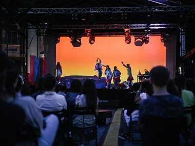 Teatr Zagłębia na festiwalu teatralnym w Poznaniu Teatr Zagłębia na festiwalu teatralnym w Poznaniu