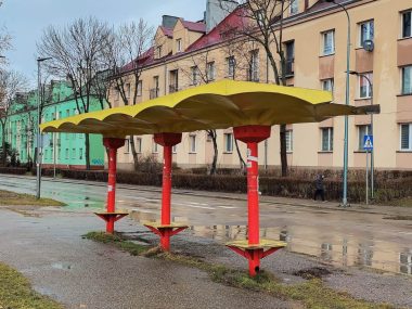 Wiata przystankowa w Gołonogu Wiata przystankowa w Gołonogu