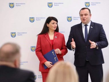 Marszałek Jakub Chełstowski oficjalnie wspiera Izabelę Domogałę Marszałek Jakub Chełstowski oficjalnie wspiera Izabelę Domogałę