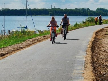 Ciąg rowerowo pieszy Ciąg rowerowo pieszy