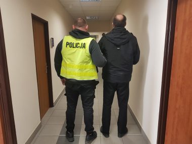 Policja zatrzymała włamywacza Policja zatrzymała włamywacza
