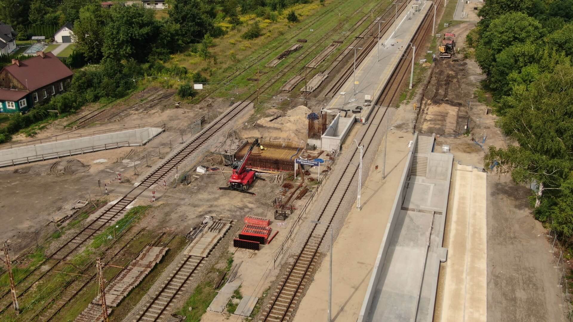Stacja Dabrowa Górnicza Strzemieszyce maszyny i budowa przejścia pod torami