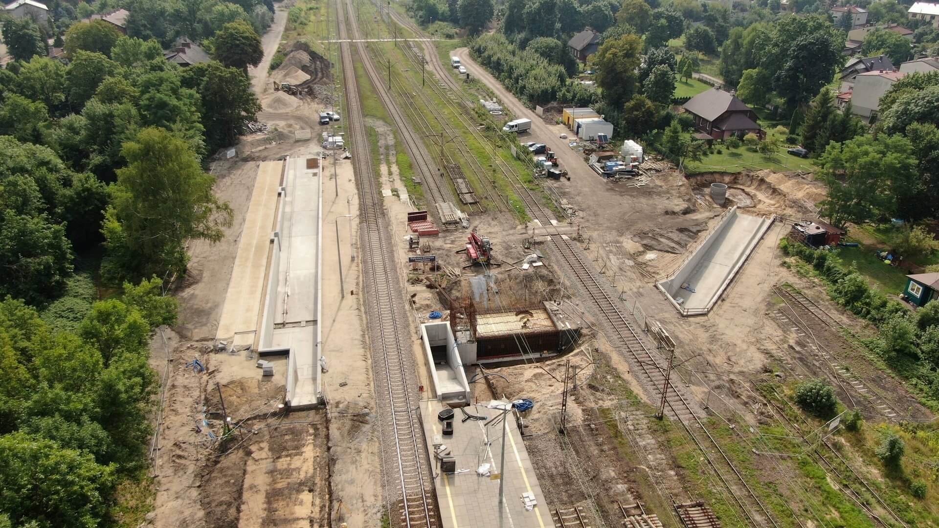 Stacja Dabrowa Górnicza Strzemieszyce maszyny i budowa przejścia pod torami