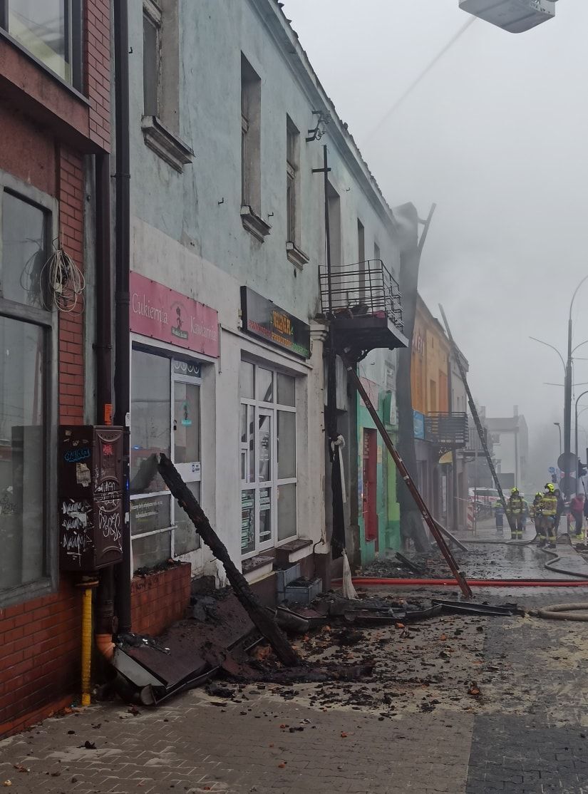 Będzin. Aleja Hugona Kołłątaja 14. Pożar. 7 grudnia 2025.