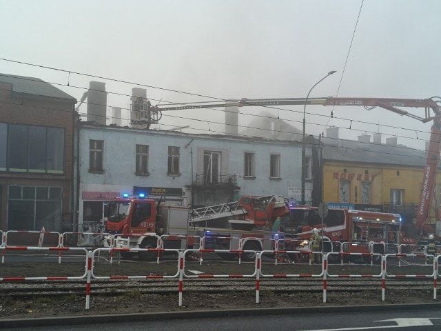 Będzin. Aleja Hugona Kołłątaja 14. Pożar. 7 grudnia 2025.