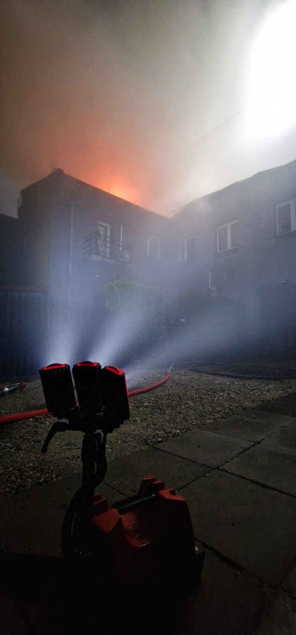 Będzin. Aleja Hugona Kołłątaja 14. Pożar. 7 grudnia 2025.