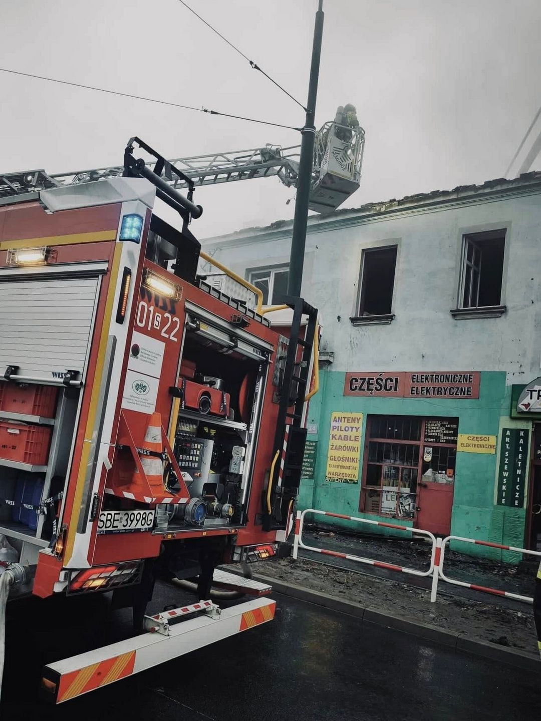 Będzin. Aleja Hugona Kołłątaja 14. Pożar. 7 grudnia 2025.