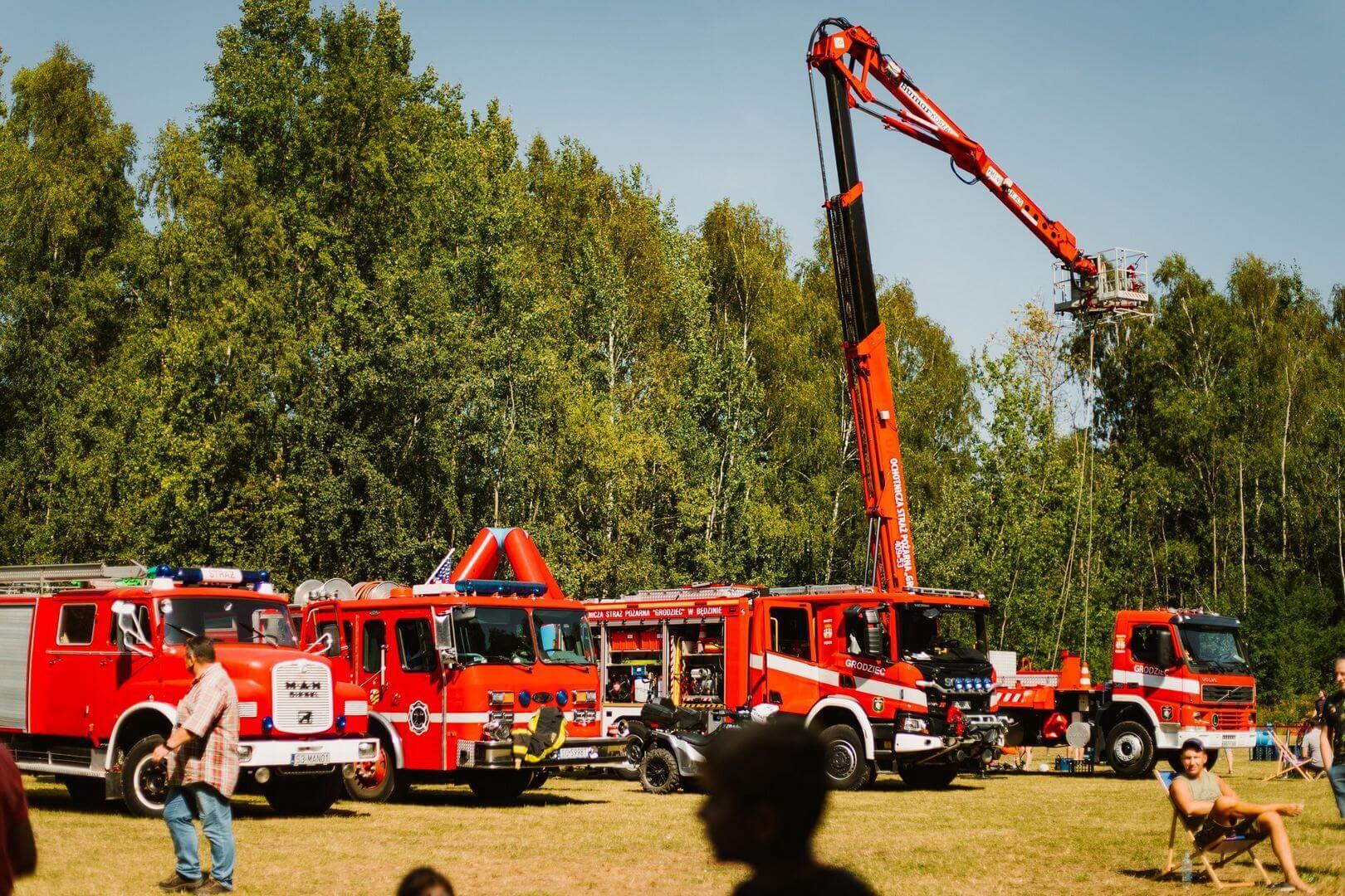 Będzin. Piknik z OSP Grodziec w parku «Rozkówka» w Grodźcu. Poprzednie lata.