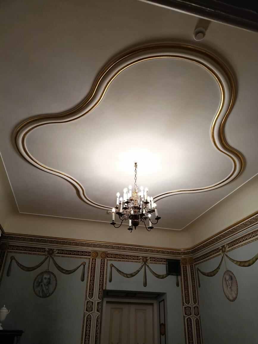 Będzin-Gzichów. Wnętrza Pałacu Mieroszewskich po remoncie i odświeżeniu. Grudzień 2025.