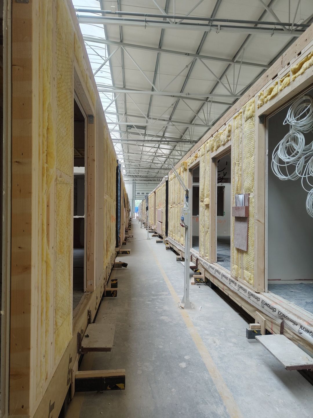 Będzin-Łagisza. Osiedle SIM »Zagłębie« przy ulicy Odkrywkowej. Produkcja segmentów. Wrzesień 2025