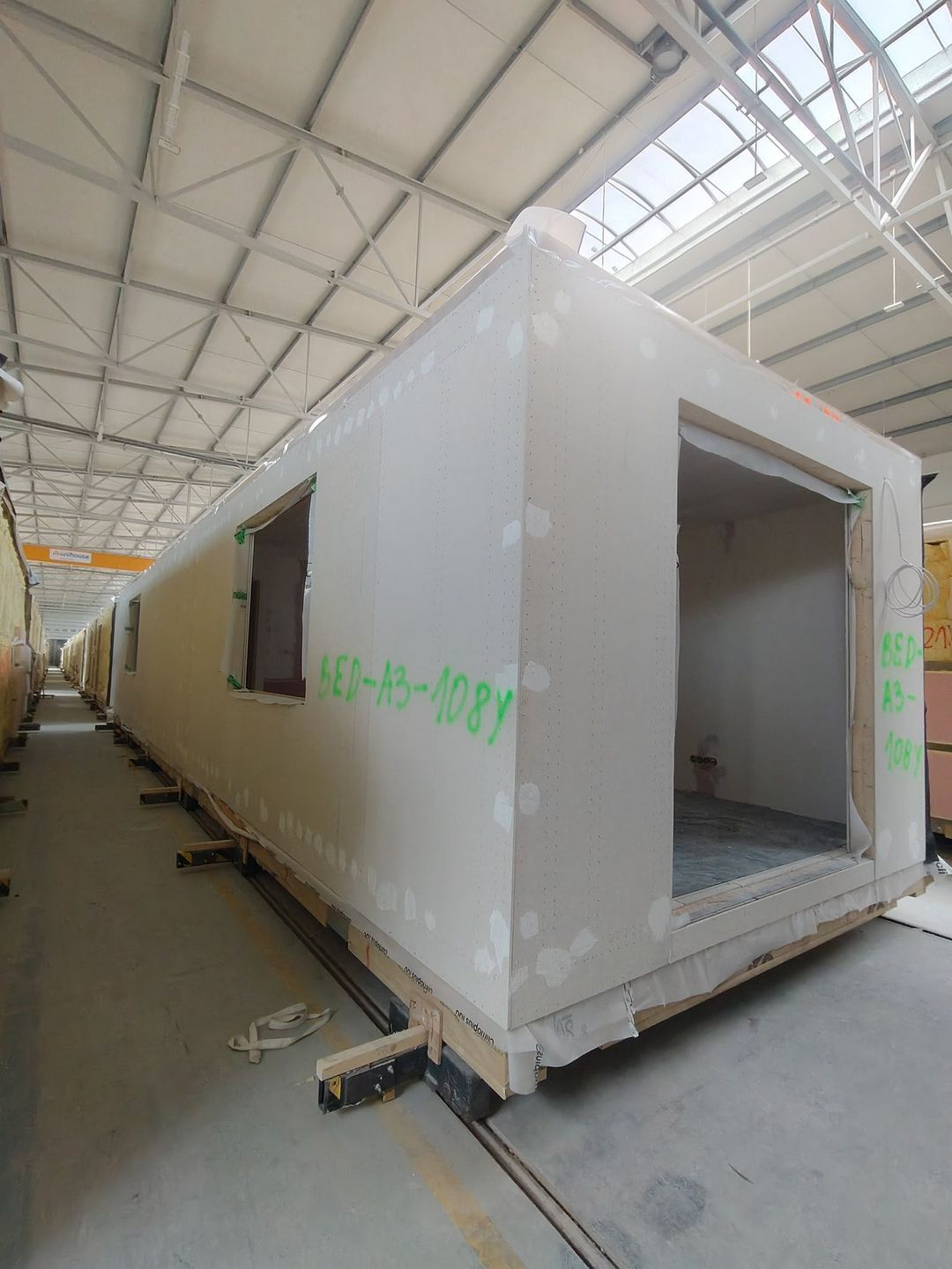 Będzin-Łagisza. Osiedle SIM »Zagłębie« przy ulicy Odkrywkowej. Produkcja segmentów. Wrzesień 2025