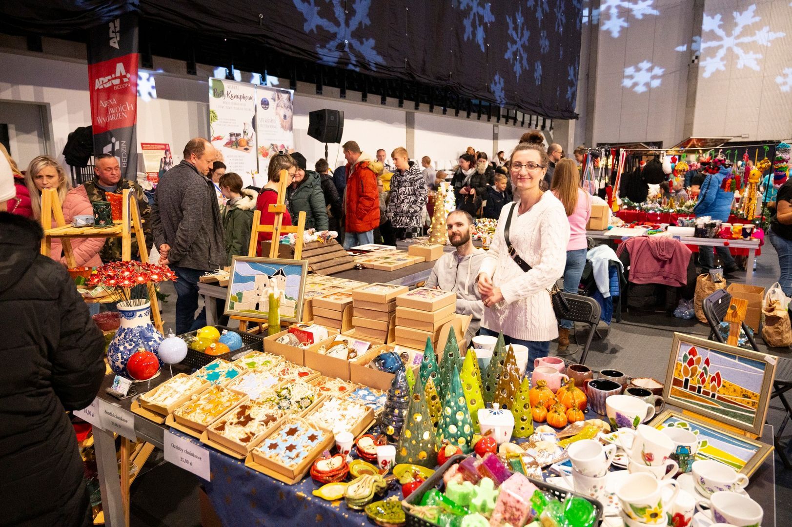 Mikołajkowy Jarmark Świąteczny w «Będzin Arenie». 3 grudnia 2023.