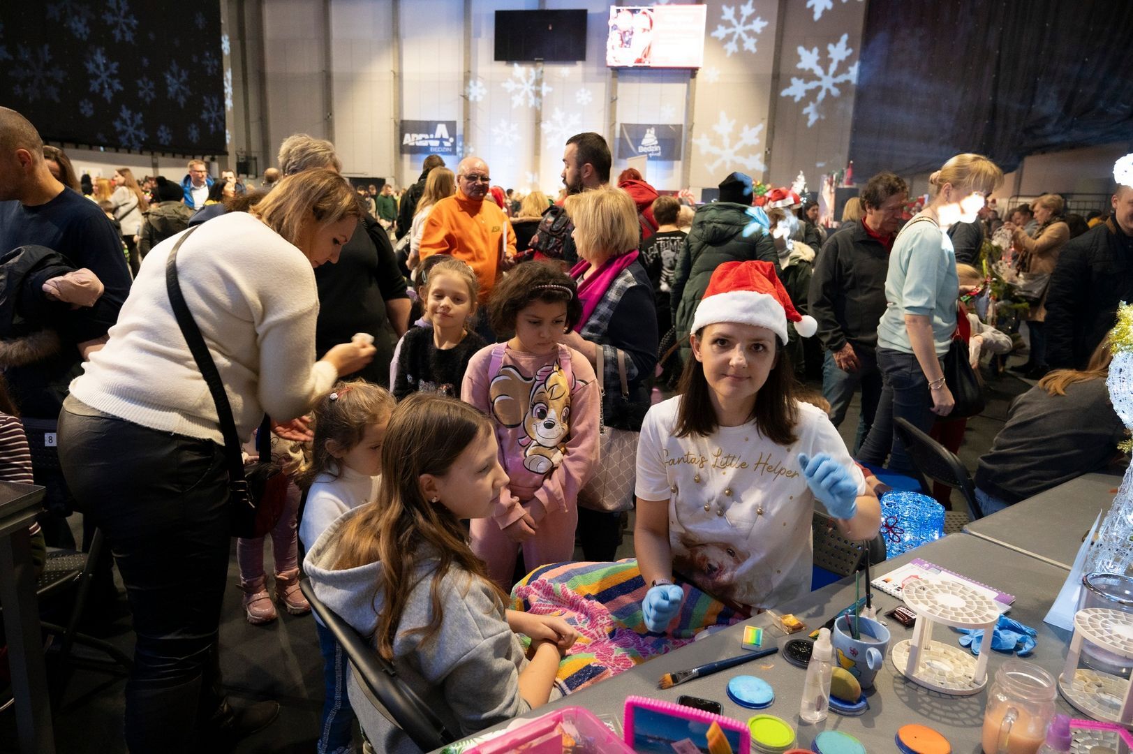 Mikołajkowy Jarmark Świąteczny w «Będzin Arenie». 3 grudnia 2023.