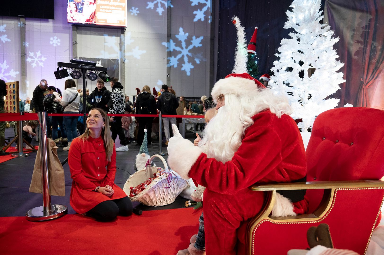 Mikołajkowy Jarmark Świąteczny w «Będzin Arenie». 3 grudnia 2023.