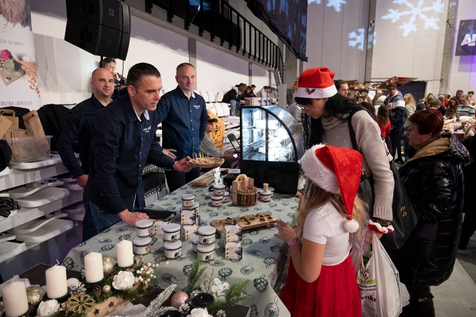 Mikołajkowy Jarmark Świąteczny w «Będzin Arenie». 3 grudnia 2023.