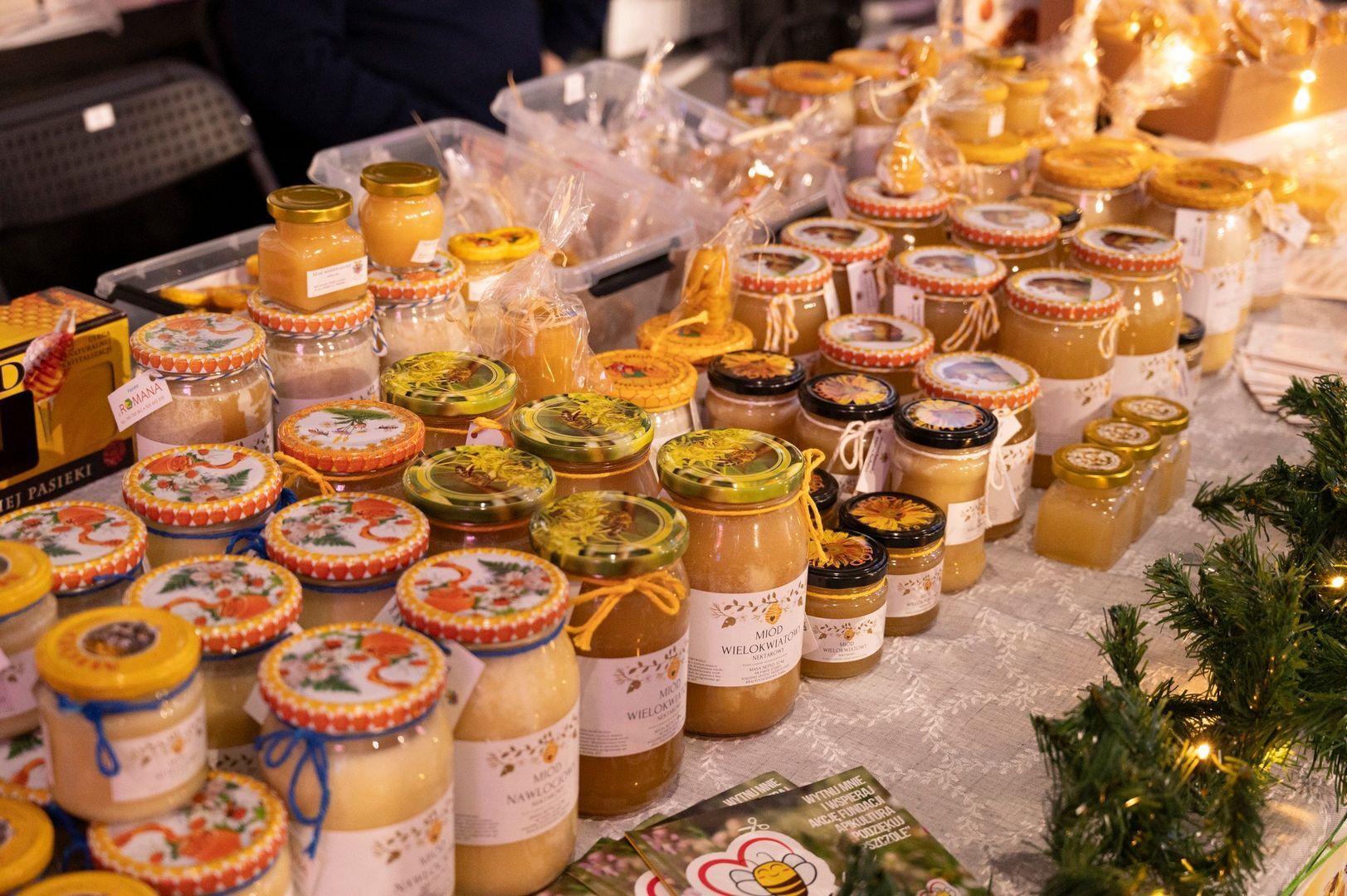 Mikołajkowy Jarmark Świąteczny w «Będzin Arenie». 3 grudnia 2023.