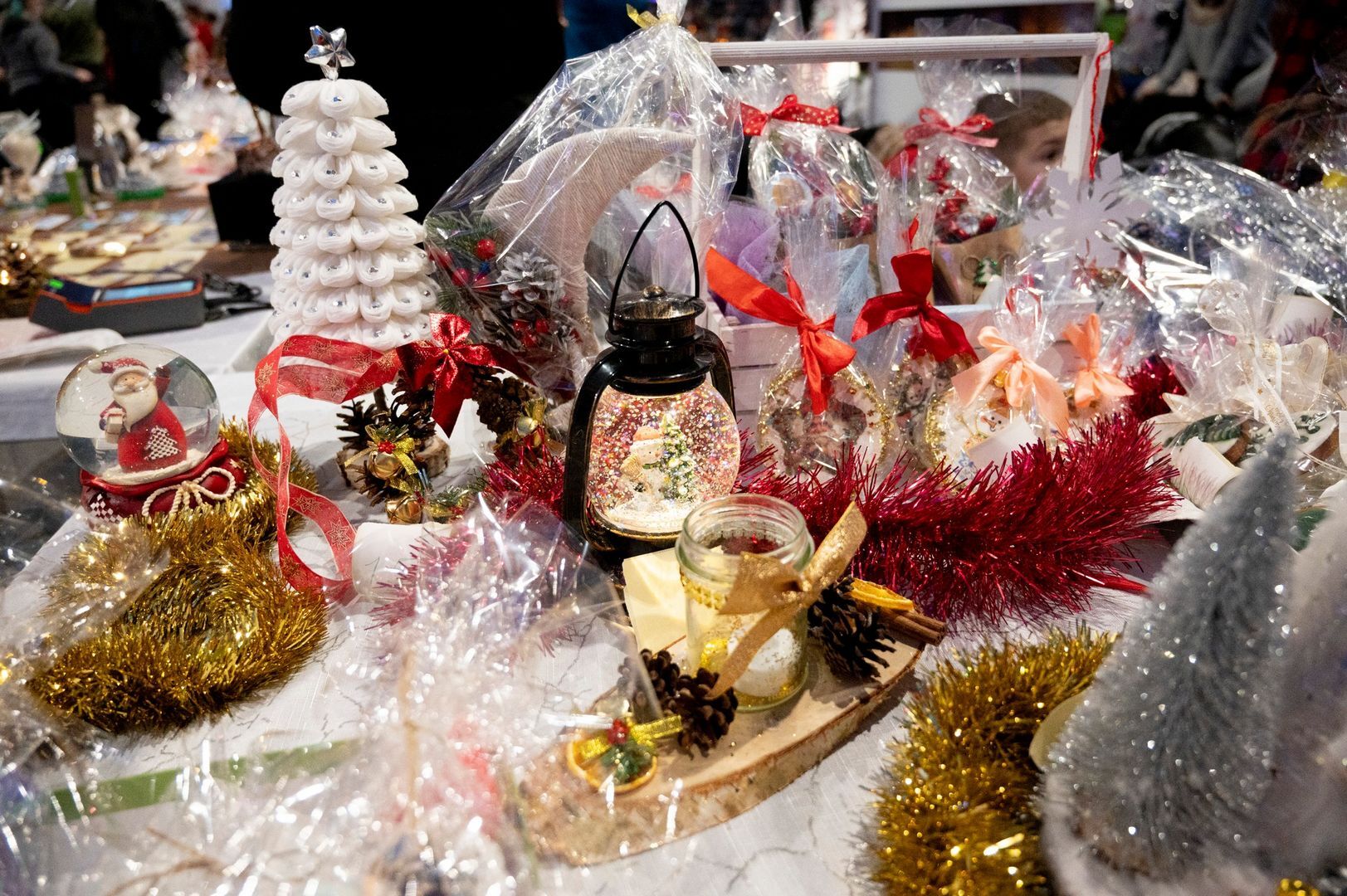 Mikołajkowy Jarmark Świąteczny w «Będzin Arenie». 3 grudnia 2023.