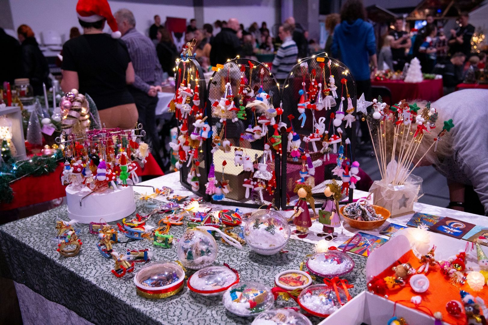 Mikołajkowy Jarmark Świąteczny w «Będzin Arenie». 3 grudnia 2023.