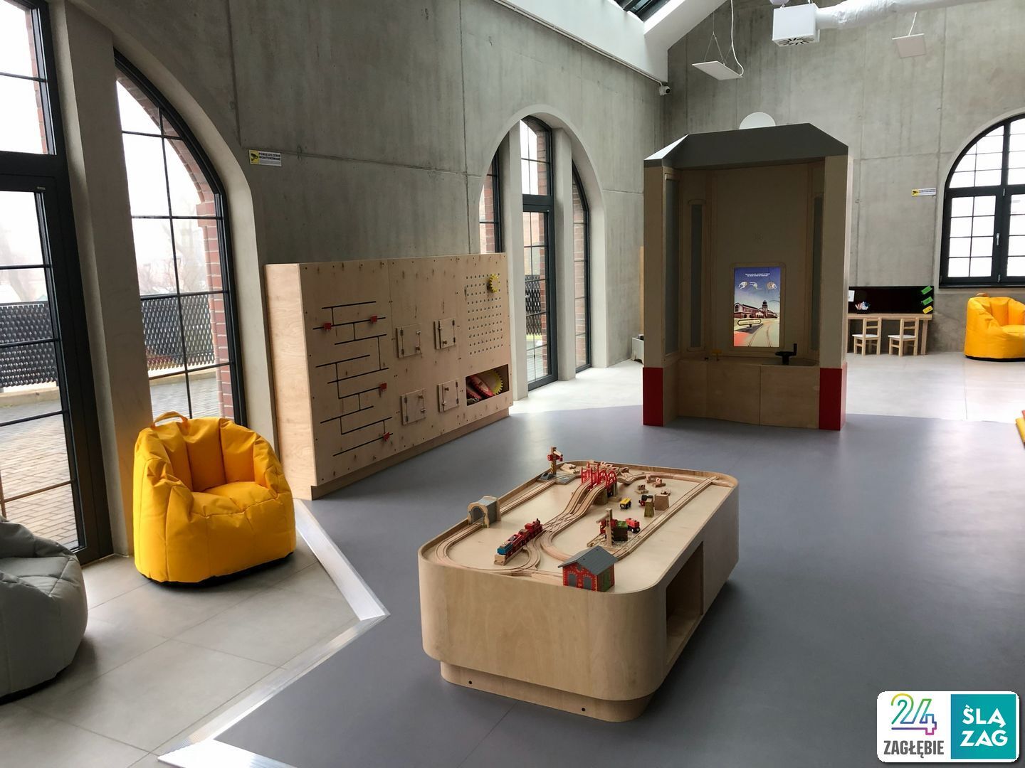 «Muzeum Saturn» w Czeladzi. Muzeum Zagłębiowskiego Górnictwa Węglowego w dawnej cechowni. Prezentacja prasowa przed otwarciem. 2 grudnia 2025.