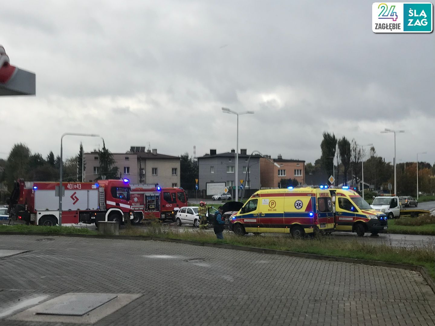 Czeladź. Zderzenie na skrzyżowaniu ulic Będzińskiej i Grodzieckiej. Złamana Latarnia. 11 października 2025.