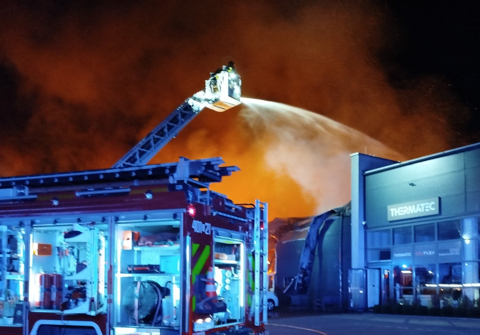 Czeladź. Ulica Rzemieślnicza – pożar hali produkcyjnej. 16 września 2025.