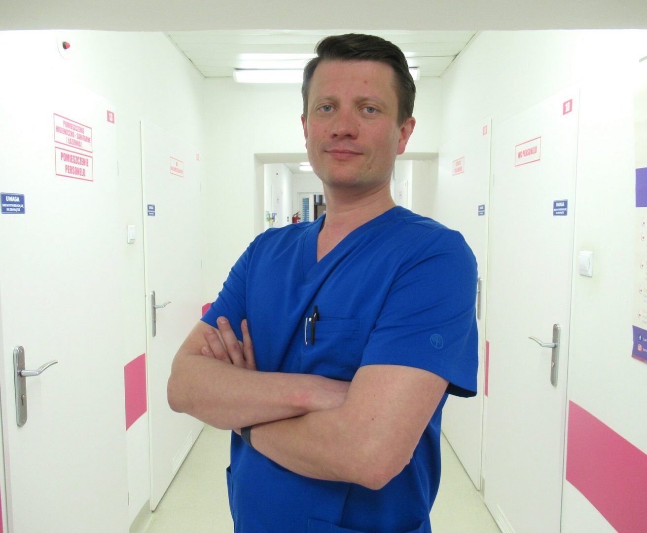 Dr n. med. Grzegorz Cwynar – ordynator Oddziału Ginekologiczno-Położniczego w Zagłębiowskim Centrum Onkologii – Szpitalu Specjalistycznym im. Szymona Starkiewicza w Dąbrowie Górniczej. Kwiecień 2025.