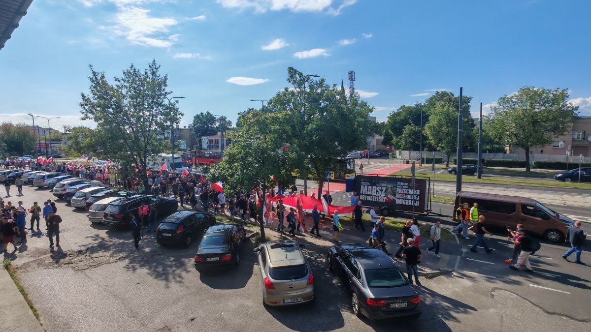 „Marsz obywatelski przeciwko nielegalnej imigracji” w Dąbrowie Górniczej. 31 lipca 2025.