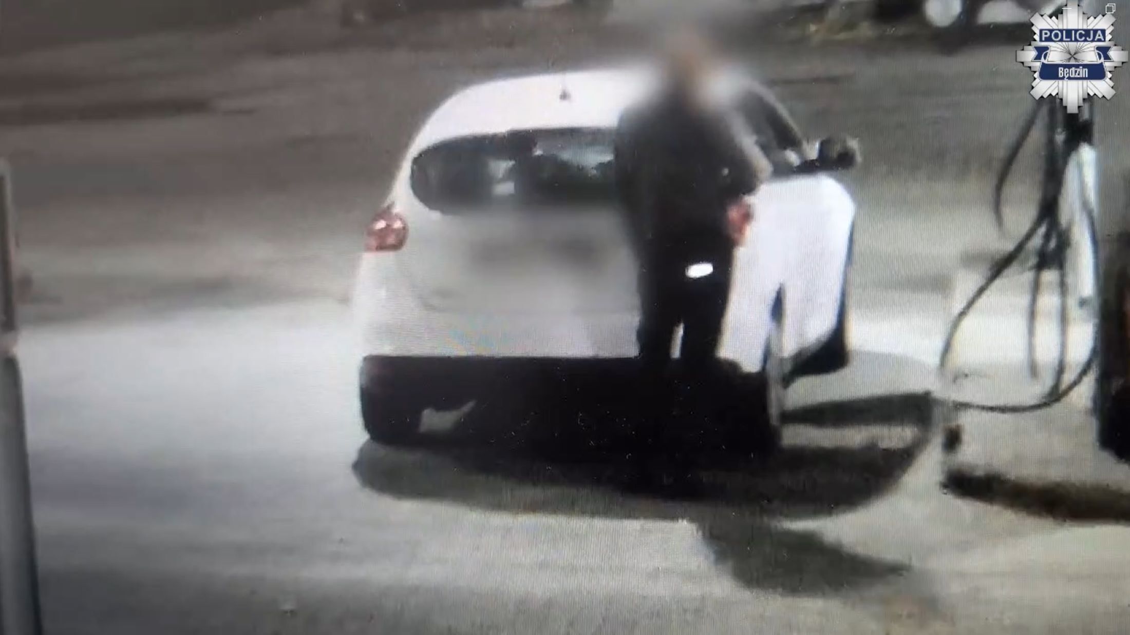 Będzin. Pijany? Odurzony? Dziwne zachowanie kierowcy wzbudziło czujność ludzi. Prawda była jednak inna
