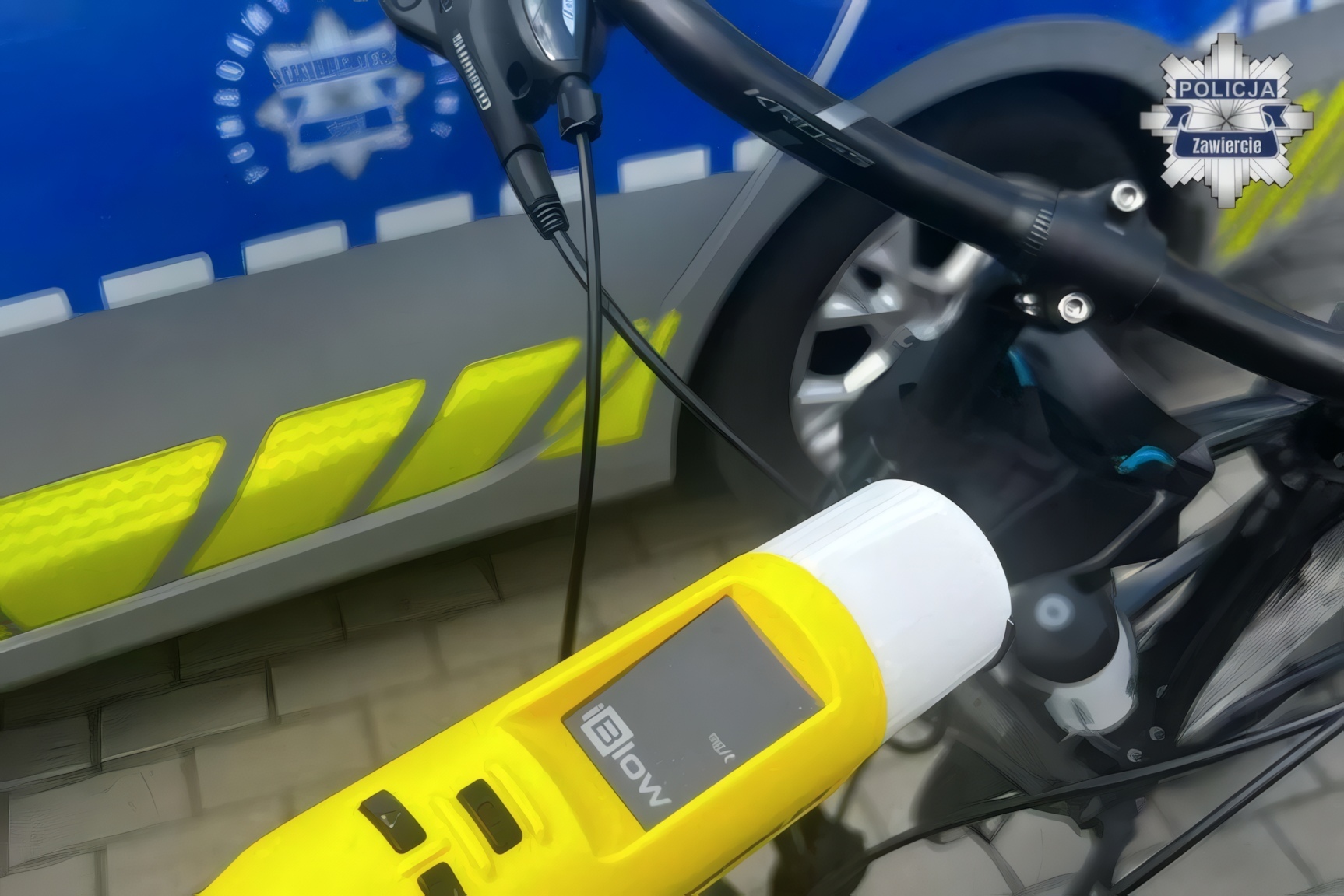 Dotkliwy mandat dla pijanego rowerzysty. Dobrze byłoby wziąć się także za tych cyklistów, którzy jeżdżą bez wymaganego oświetlenia